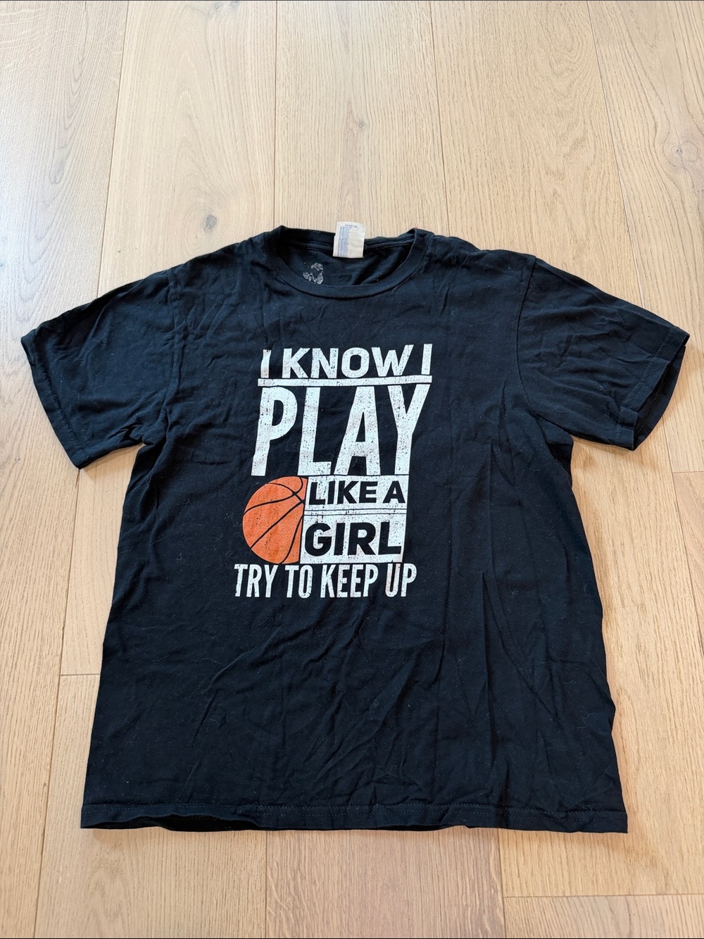 I Know I Play Like a Girl Basketball Graphic Tee - Black Size Youth Large